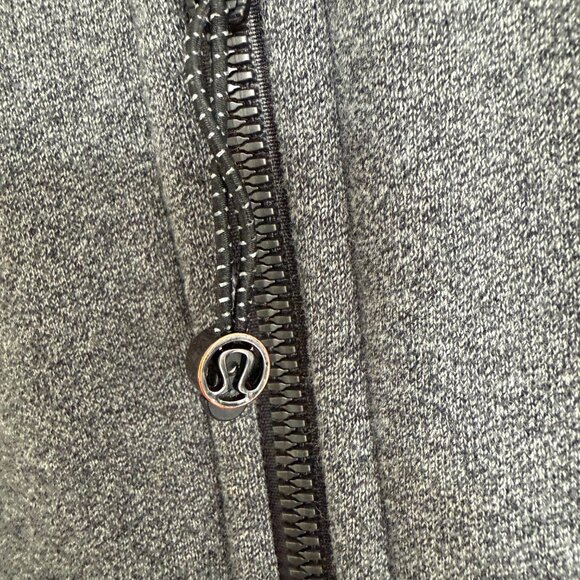 Lululemon Scuba Full-Zip Hoodie (Excellent Condition Size 12) - Picture 3 of 11